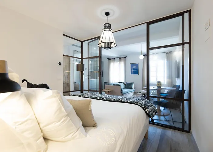 Sainte Anne By Time Off Collection *